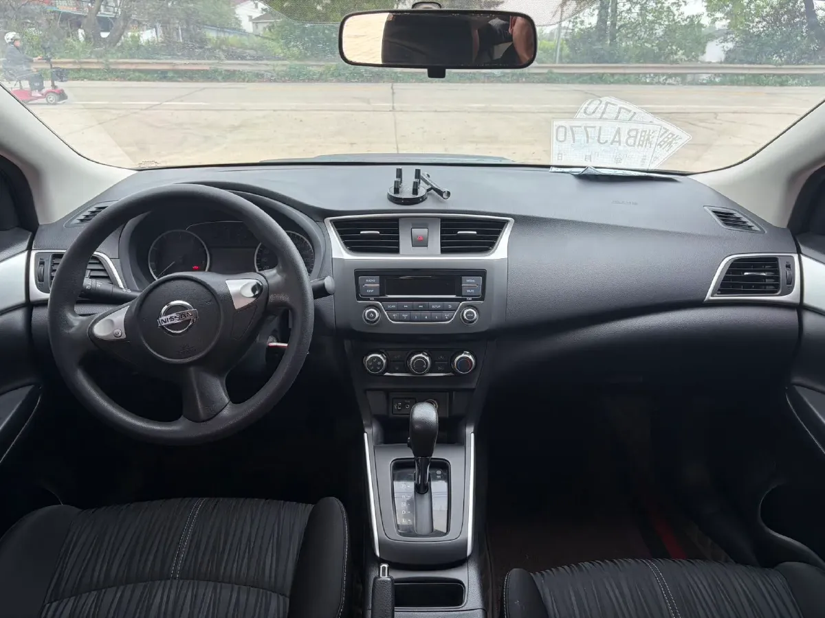 2021 Nissan Sylphy 1.6L 122HP L4 CVT,autocango,china used car exporter,china ev exporter,chinese used car exporter,chinese used ev exporter