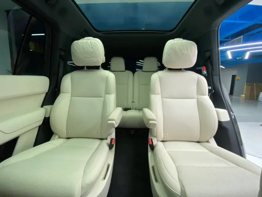 2022 Li L9 Range Extended 154HP REEV 42.6KWH,autocango,china used car exporter,china ev exporter,chinese used car exporter,chinese used ev exporter