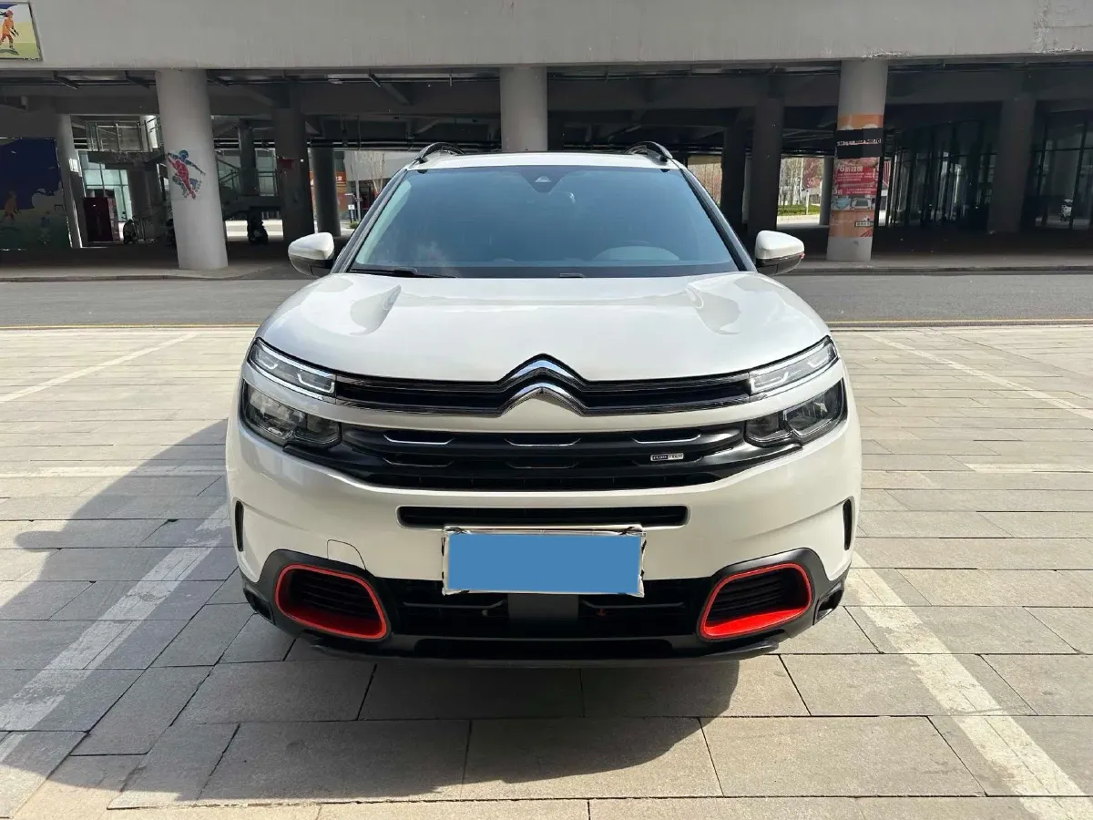 2018 Citroen C5 Aircross 1.6T 167HP L4 6AT,autocango,china used car exporter,china ev exporter,chinese used car exporter,chinese used ev exporter