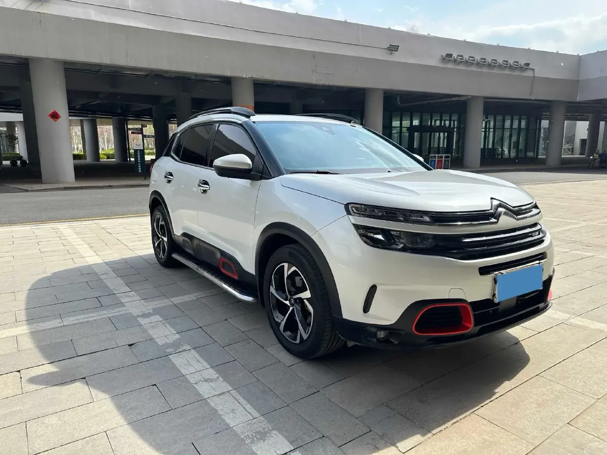 2018 Citroen C5 Aircross 1.6T 167HP L4 6AT,autocango,china used car exporter,china ev exporter,chinese used car exporter,chinese used ev exporter
