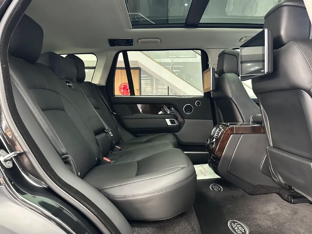 2020 Land Rover Range Rover 3.0T 400HP L6 8AT,autocango,china used car exporter,china ev exporter,chinese used car exporter,chinese used ev exporter