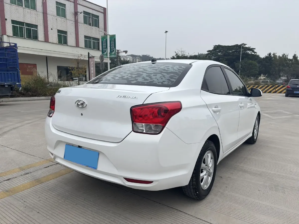2017 Hyundai Reina 1.4L 95HP L4 4AT,autocango,china used car exporter,china ev exporter,chinese used car exporter,chinese used ev exporter
