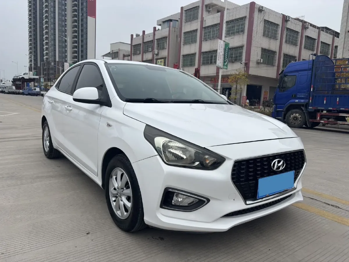 2017 Hyundai Reina 1.4L 95HP L4 4AT,autocango,china used car exporter,china ev exporter,chinese used car exporter,chinese used ev exporter