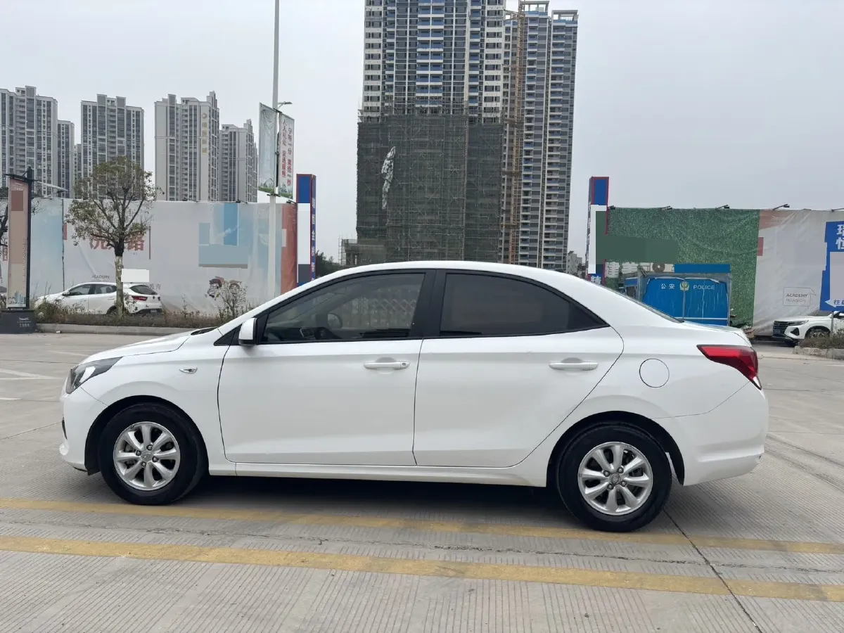 2017 Hyundai Reina 1.4L 95HP L4 4AT,autocango,china used car exporter,china ev exporter,chinese used car exporter,chinese used ev exporter