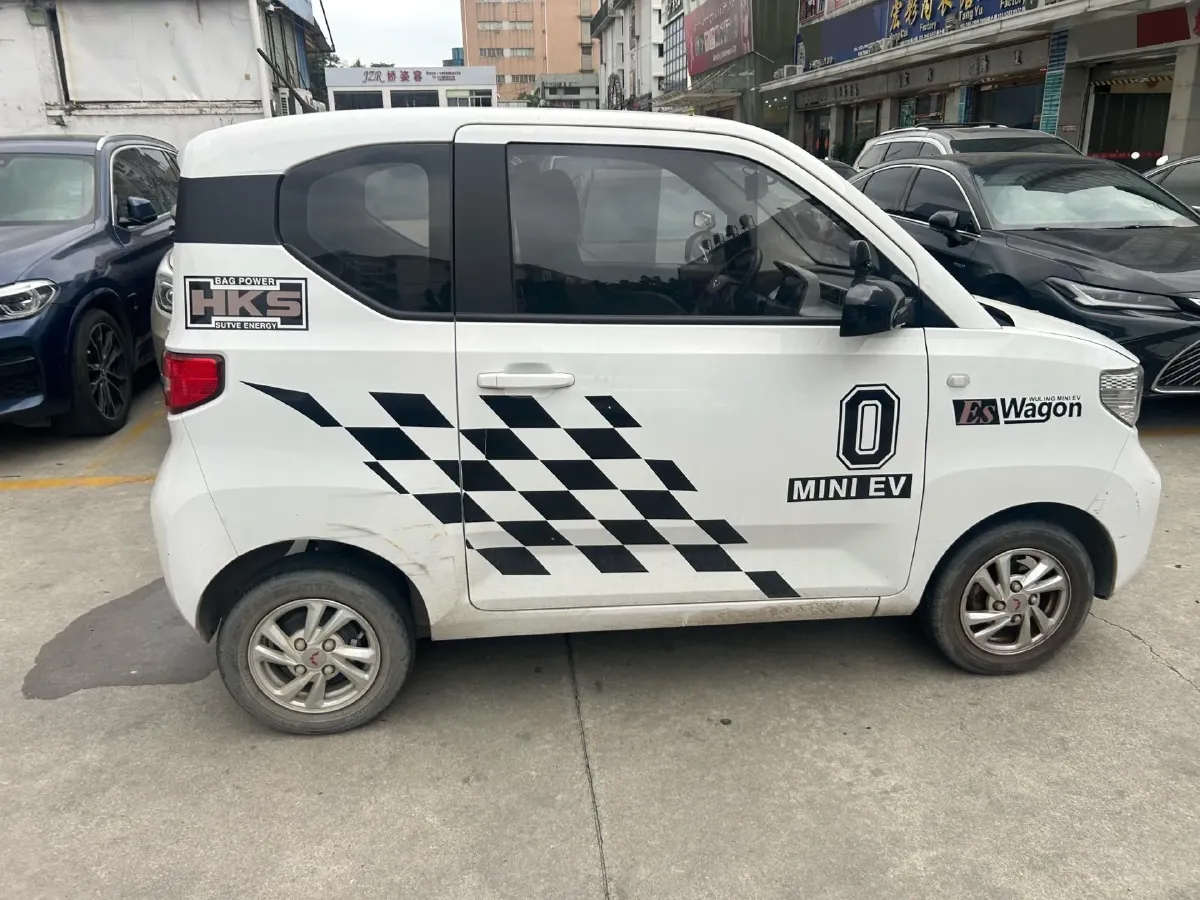 2020 WuLing HongGuang MINI EV BEV 13.8KWH,autocango,china used car exporter,china ev exporter,chinese used car exporter,chinese used ev exporter