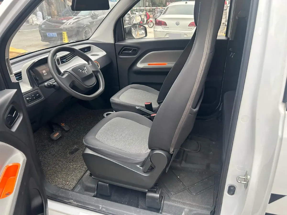 2020 WuLing HongGuang MINI EV BEV 13.8KWH,autocango,china used car exporter,china ev exporter,chinese used car exporter,chinese used ev exporter