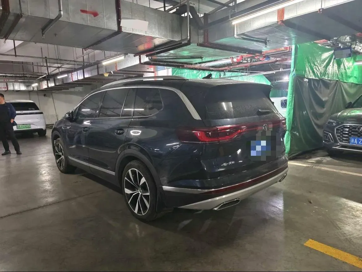 2023 Volkswagen Talagon 2.5T 299HP V6 7DCT,autocango,china used car exporter,china ev exporter,chinese used car exporter,chinese used ev exporter