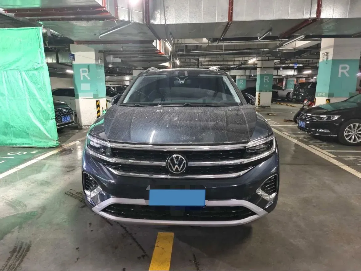 2023 Volkswagen Talagon 2.5T 299HP V6 7DCT,autocango,china used car exporter,china ev exporter,chinese used car exporter,chinese used ev exporter