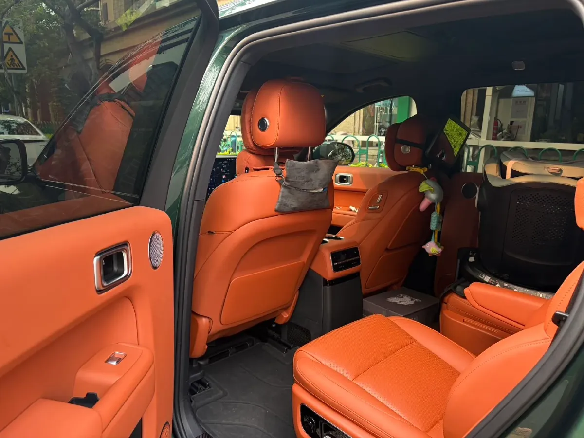 2022 Li L9 Range Extended 154HP REEV 42.6KWH,autocango,china used car exporter,china ev exporter,chinese used car exporter,chinese used ev exporter