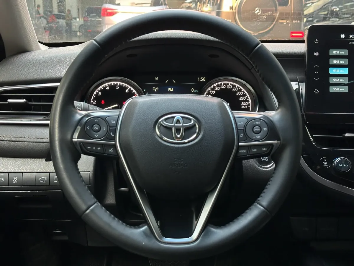 2023 Toyota Camry 2.0L 177HP L4 CVT,autocango,china used car exporter,china ev exporter,chinese used car exporter,chinese used ev exporter