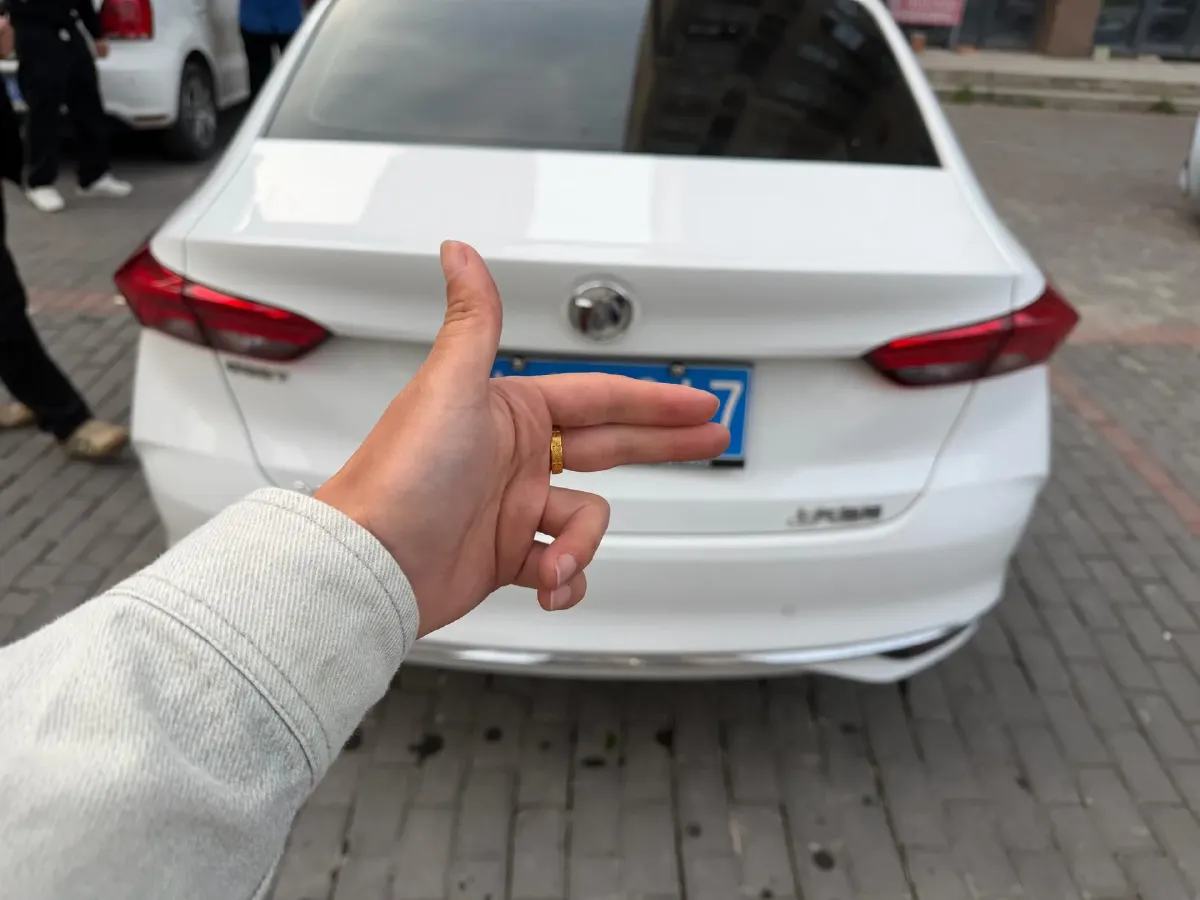 2022 Buick Verano 1.5T 184HP L4 CVT,autocango,china used car exporter,china ev exporter,chinese used car exporter,chinese used ev exporter