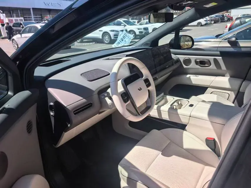 2025 Li i6 BEV,autocango,china used car exporter,china ev exporter,chinese used car exporter,chinese used ev exporter