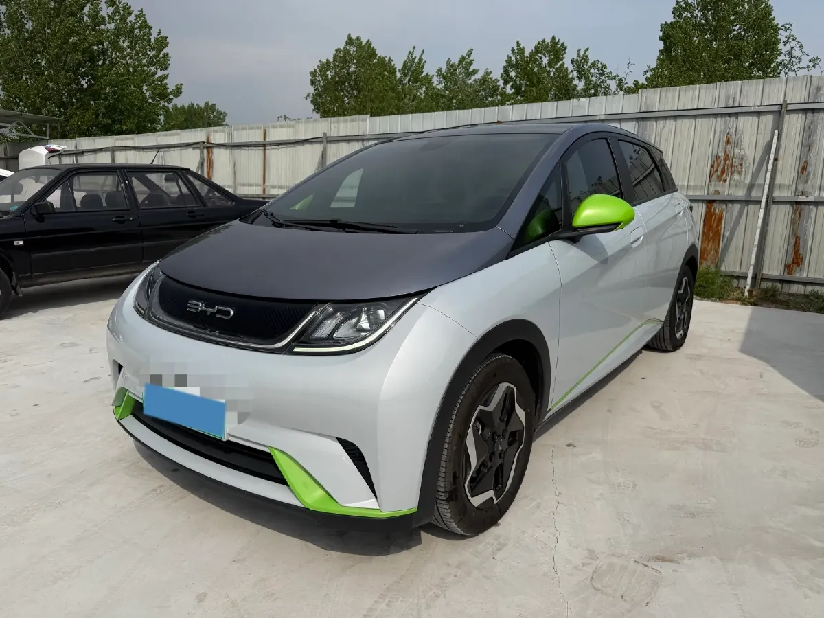 2021 Ford Escort 1.5L 122HP L3 6AT,autocango,china used car exporter,china ev exporter,chinese used car exporter,chinese used ev exporter