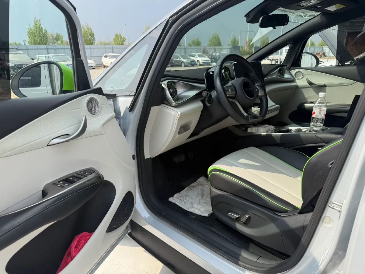 2021 Ford Escort 1.5L 122HP L3 6AT,autocango,china used car exporter,china ev exporter,chinese used car exporter,chinese used ev exporter