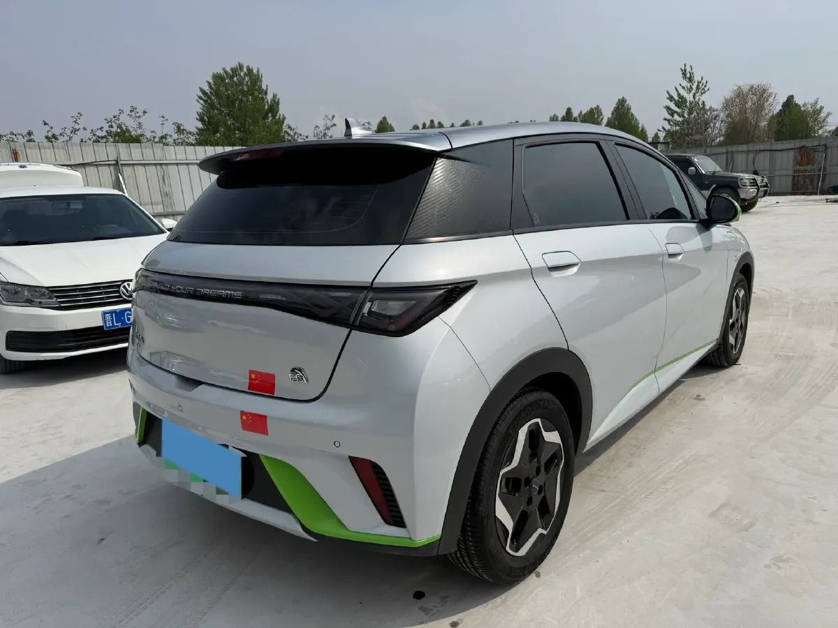 2021 Ford Escort 1.5L 122HP L3 6AT,autocango,china used car exporter,china ev exporter,chinese used car exporter,chinese used ev exporter