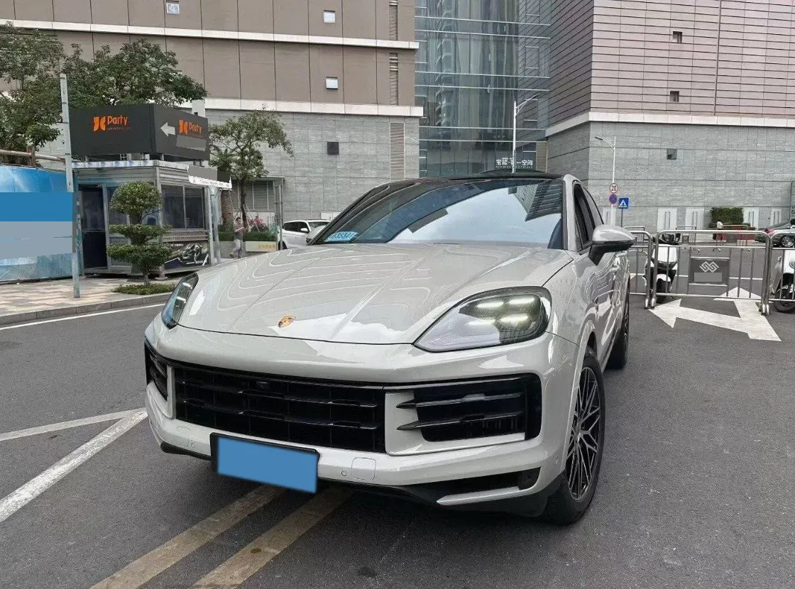 2024 Porsche Cayenne 3.0T 354HP V6 8AT,autocango,china used car exporter,china ev exporter,chinese used car exporter,chinese used ev exporter
