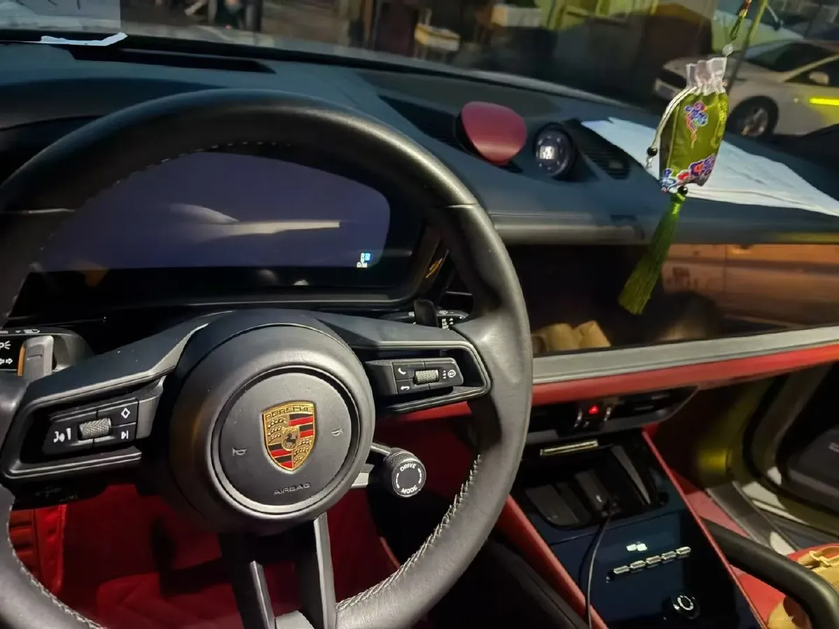 2024 Porsche Cayenne 3.0T 354HP V6 8AT,autocango,china used car exporter,china ev exporter,chinese used car exporter,chinese used ev exporter