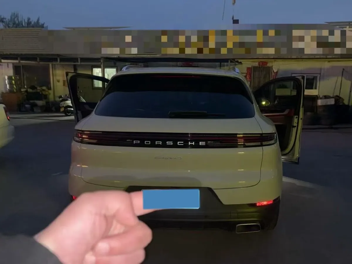 2024 Porsche Cayenne 3.0T 354HP V6 8AT,autocango,china used car exporter,china ev exporter,chinese used car exporter,chinese used ev exporter