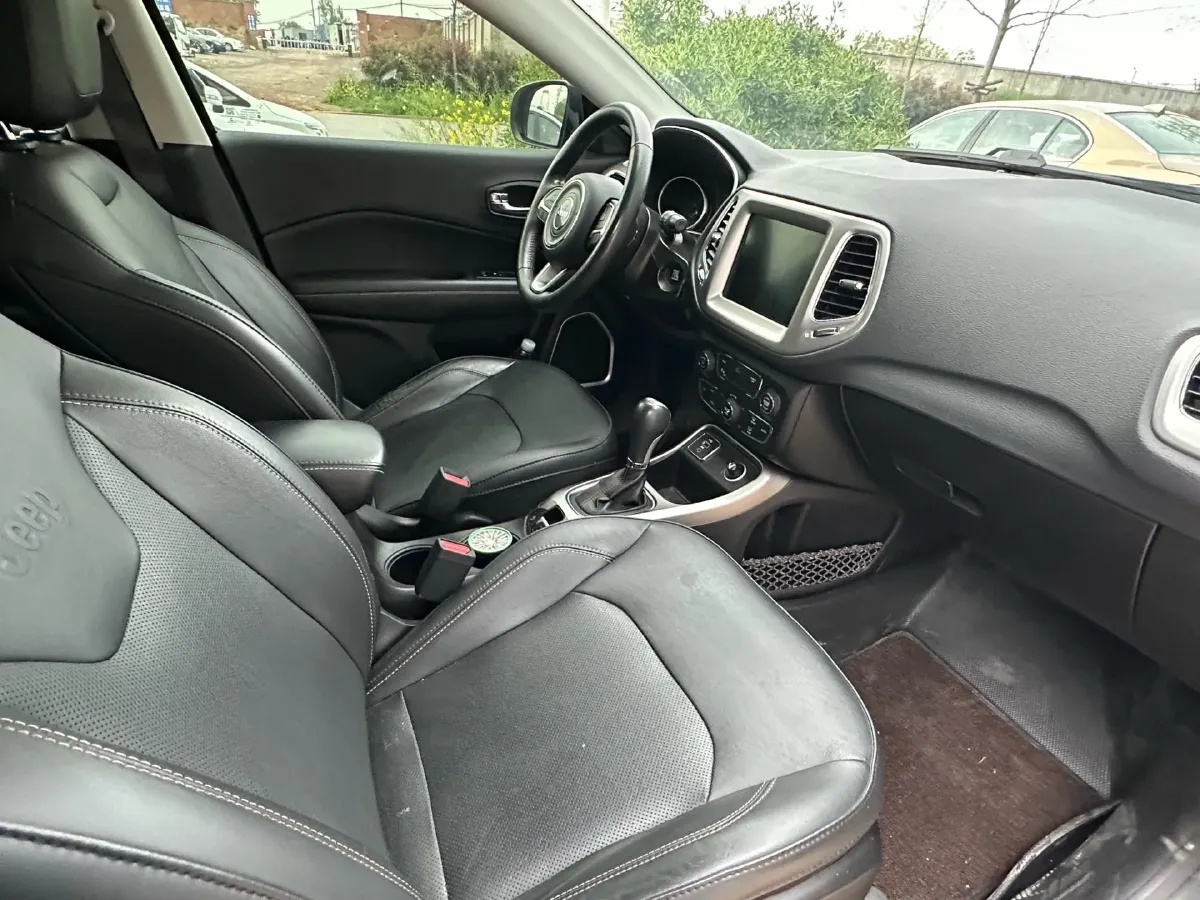 2017 Jeep Compass 1.4T 165HP L4 7DCT,autocango,china used car exporter,china ev exporter,chinese used car exporter,chinese used ev exporter