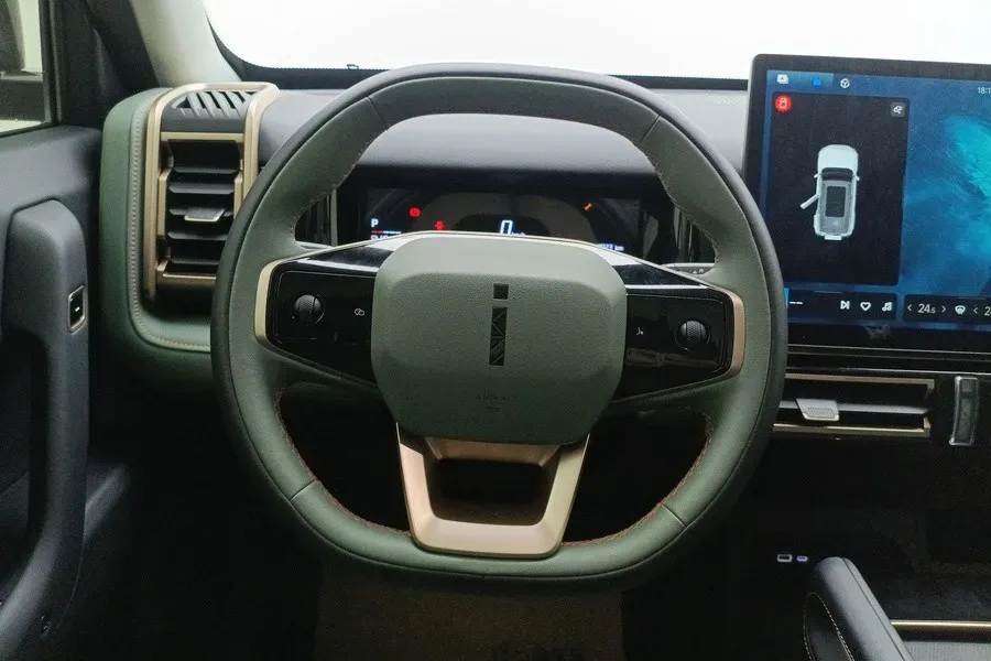 2024 iCAR iCAR 03 BEV 50.63KWH,autocango,china used car exporter,china ev exporter,chinese used car exporter,chinese used ev exporter