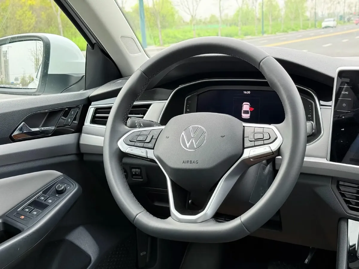 2023 Volkswagen Bora 1.5T 160HP L4 7DCT,autocango,china used car exporter,china ev exporter,chinese used car exporter,chinese used ev exporter