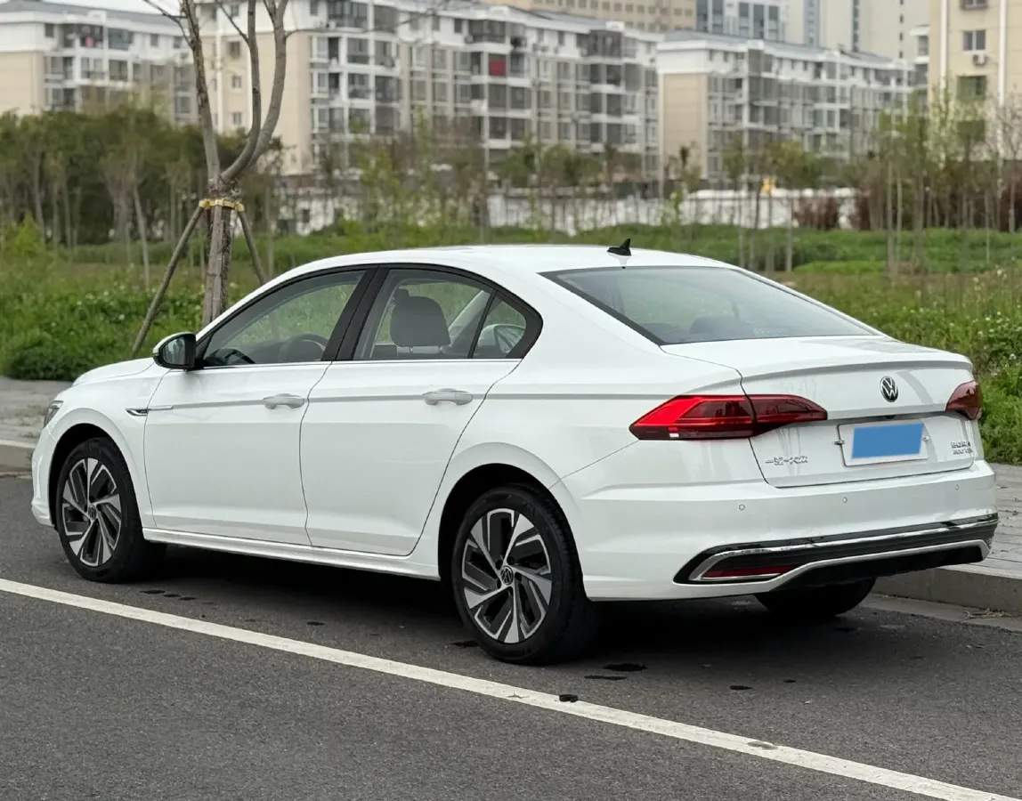 2023 Volkswagen Bora 1.5T 160HP L4 7DCT,autocango,china used car exporter,china ev exporter,chinese used car exporter,chinese used ev exporter