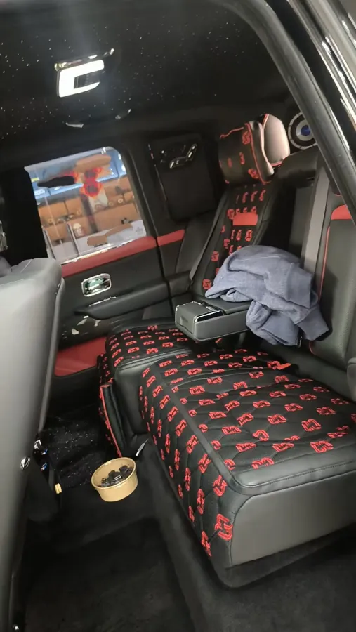 2020 Rolls-Royce Cullinan 6.7T 600HP V12 8AT,autocango,china used car exporter,china ev exporter,chinese used car exporter,chinese used ev exporter