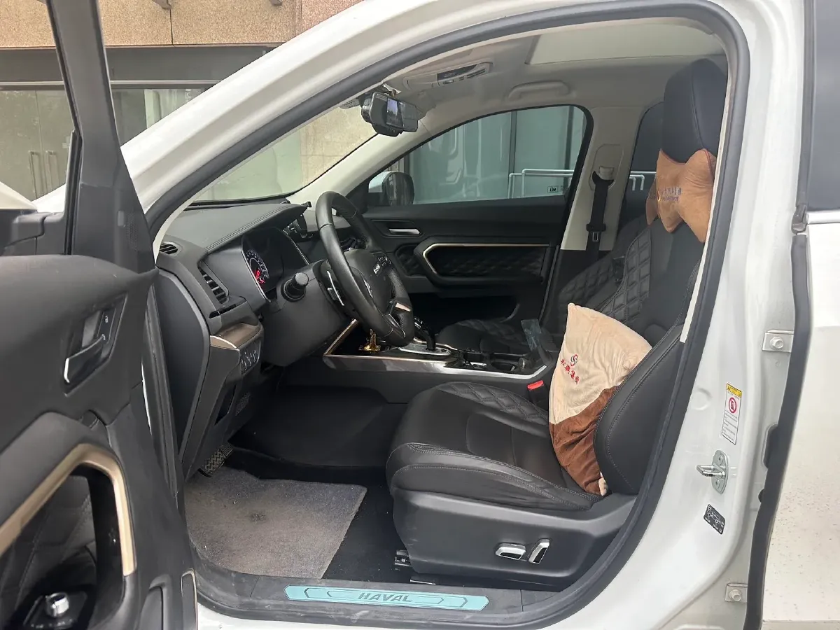 2020 Haval H6 2.0T 224HP L4 7DCT,autocango,china used car exporter,china ev exporter,chinese used car exporter,chinese used ev exporter