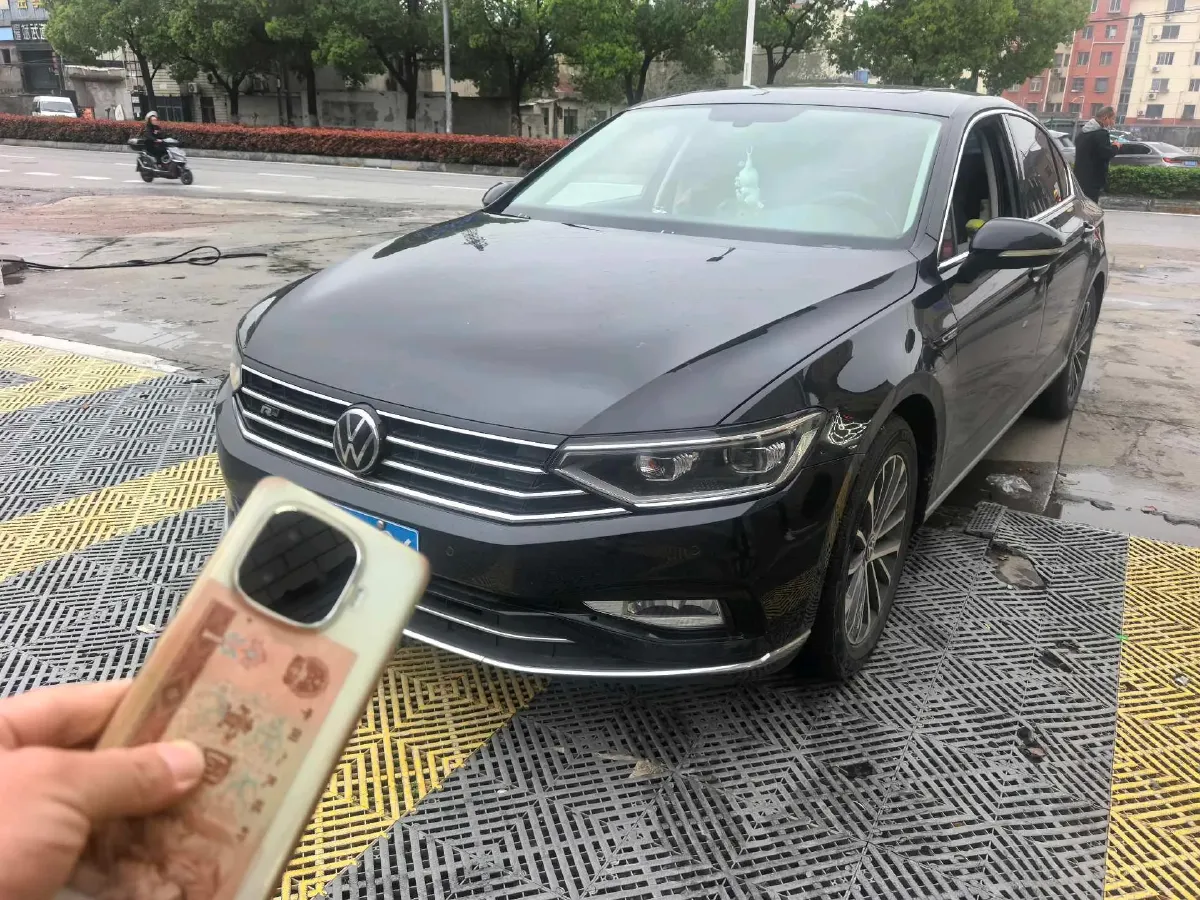 2020 Volkswagen Magotan 2.0T 186HP L4 7DCT,autocango,china used car exporter,china ev exporter,chinese used car exporter,chinese used ev exporter