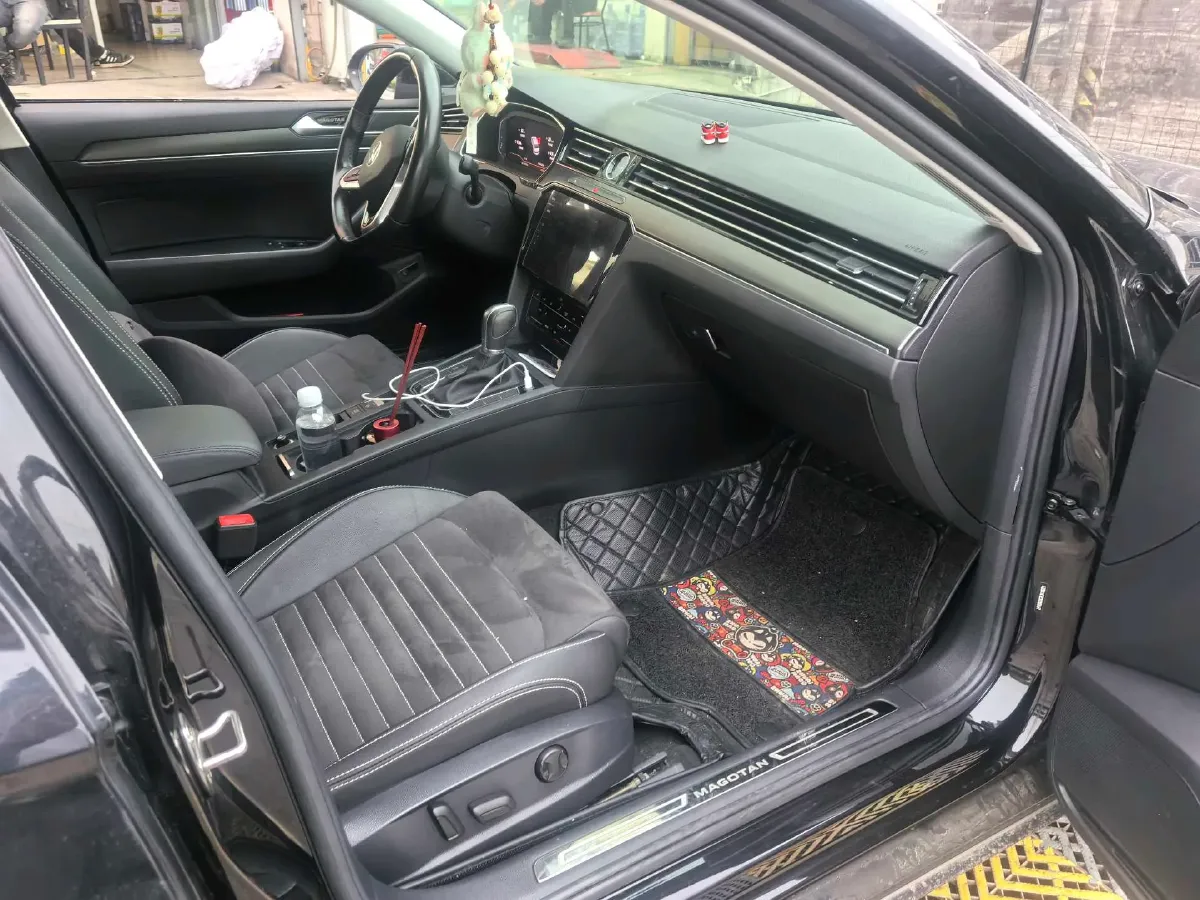 2020 Volkswagen Magotan 2.0T 186HP L4 7DCT,autocango,china used car exporter,china ev exporter,chinese used car exporter,chinese used ev exporter