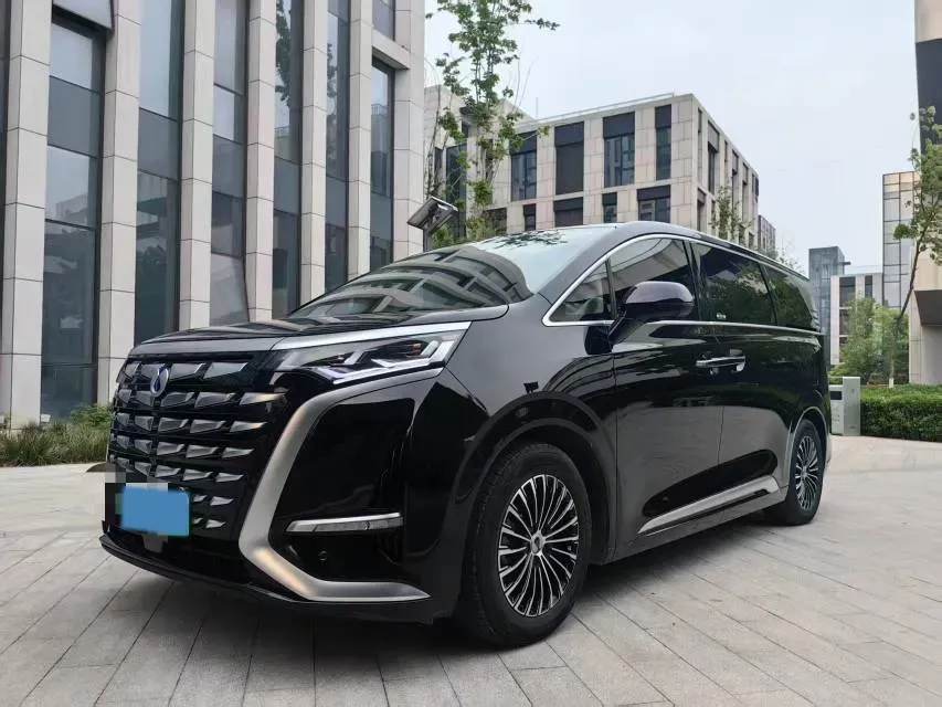 2024 Denza D9 1.5T 139HP L4 E-CVT PHEV 40KWH,autocango,china used car exporter,china ev exporter,chinese used car exporter,chinese used ev exporter