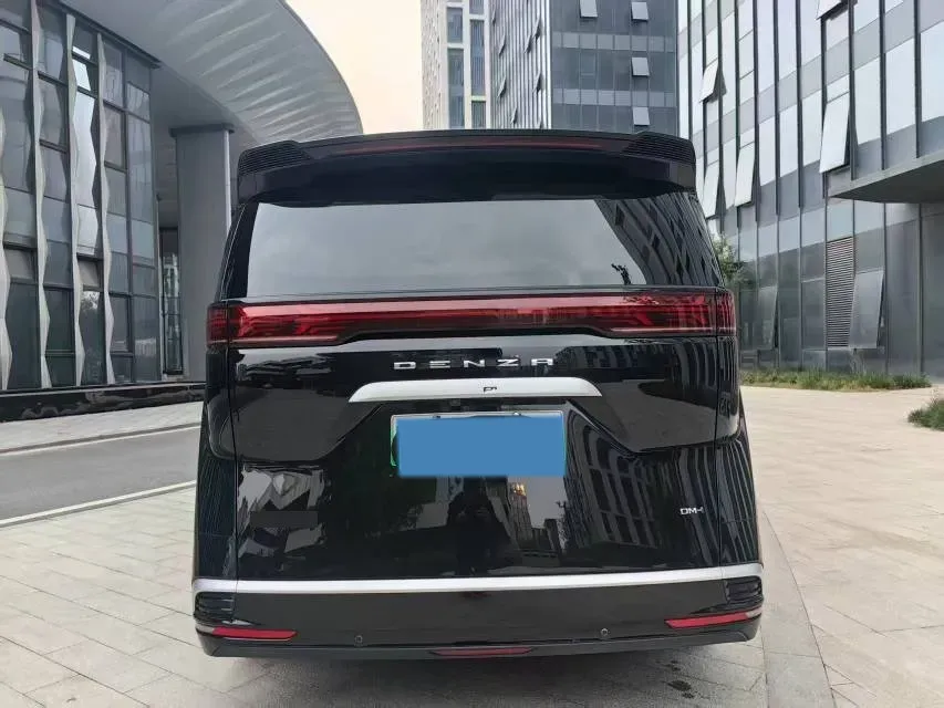 2024 Denza D9 1.5T 139HP L4 E-CVT PHEV 40KWH,autocango,china used car exporter,china ev exporter,chinese used car exporter,chinese used ev exporter