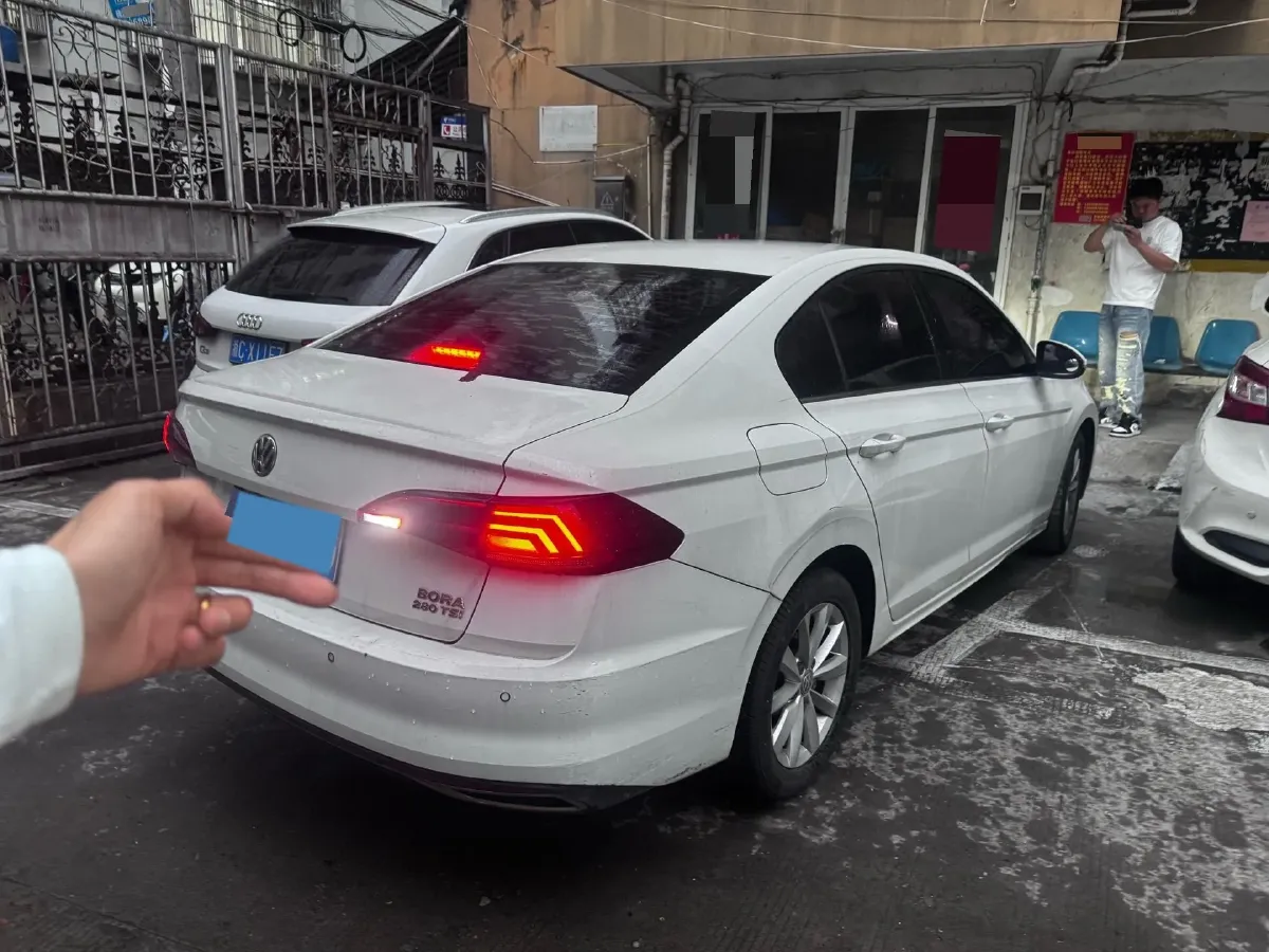 2019 Ford Focus 1.5T 184HP L3 8AT,autocango,china used car exporter,china ev exporter,chinese used car exporter,chinese used ev exporter