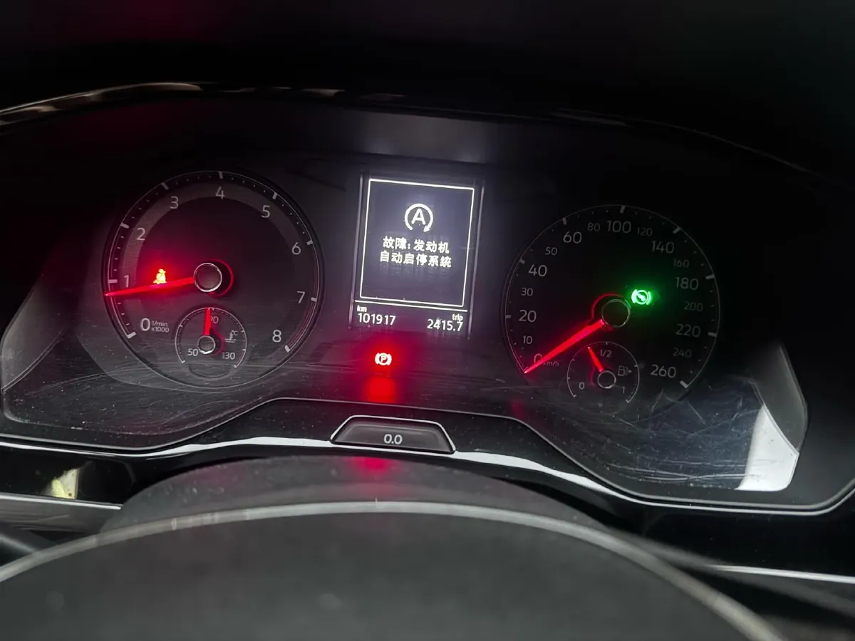 2019 Ford Focus 1.5T 184HP L3 8AT,autocango,china used car exporter,china ev exporter,chinese used car exporter,chinese used ev exporter