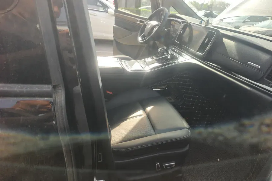 2021 GAC Trumpchi M8 2.0T 252HP L4 8AT,autocango,china used car exporter,china ev exporter,chinese used car exporter,chinese used ev exporter