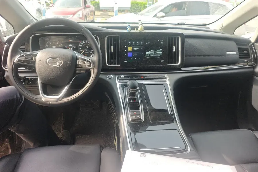 2021 GAC Trumpchi M8 2.0T 252HP L4 8AT,autocango,china used car exporter,china ev exporter,chinese used car exporter,chinese used ev exporter