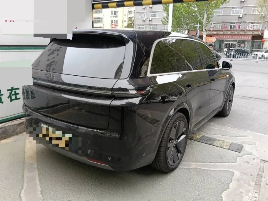 2025 Li L8 Range Extended 154HP REEV,autocango,china used car exporter,china ev exporter,chinese used car exporter,chinese used ev exporter
