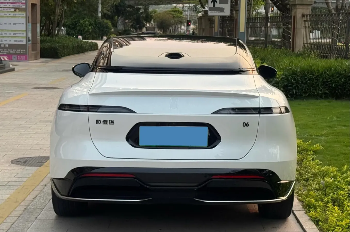 2025 Avatr 06 BEV,autocango,china used car exporter,china ev exporter,chinese used car exporter,chinese used ev exporter