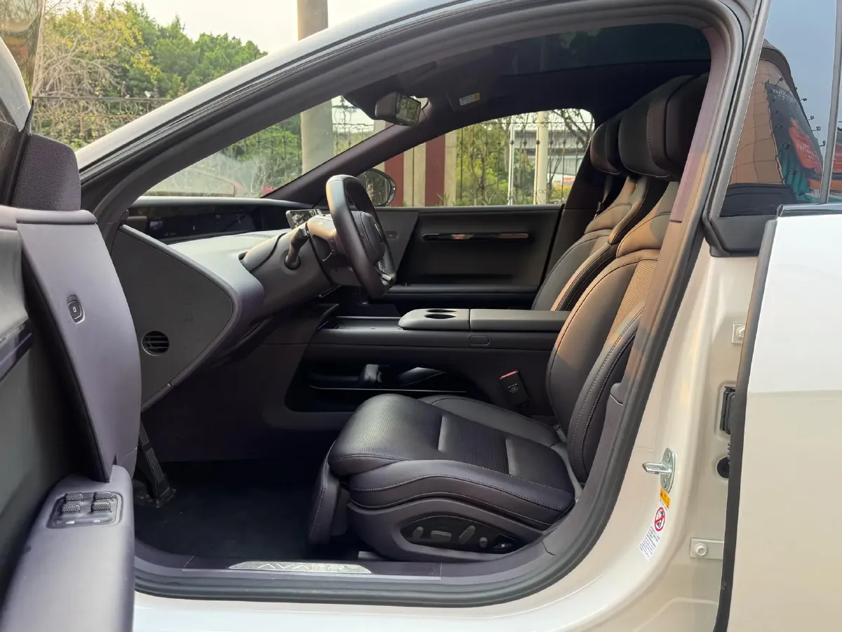 2025 Avatr 06 BEV,autocango,china used car exporter,china ev exporter,chinese used car exporter,chinese used ev exporter