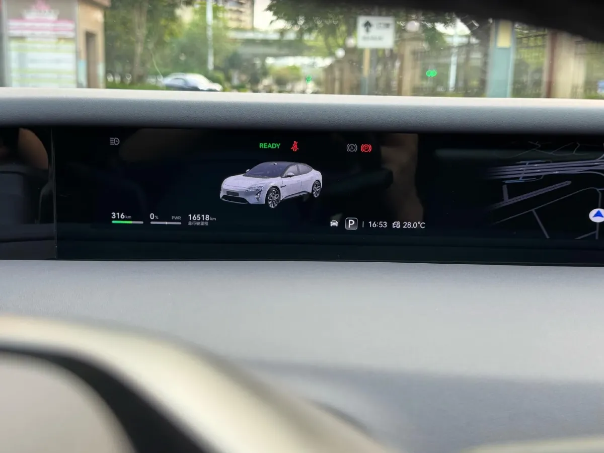 2025 Avatr 06 BEV,autocango,china used car exporter,china ev exporter,chinese used car exporter,chinese used ev exporter