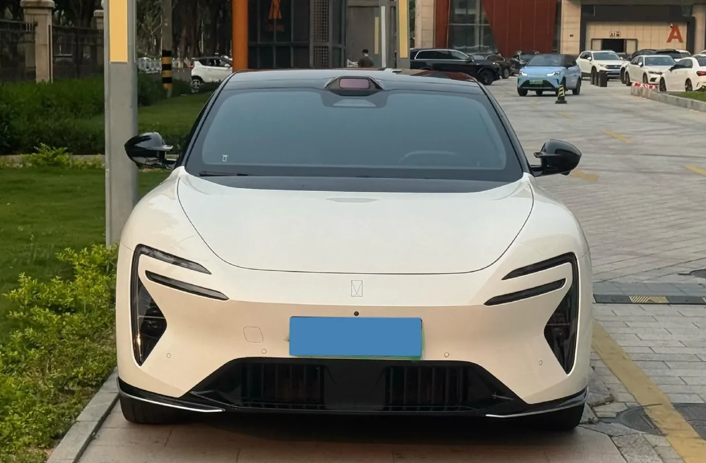 2025 Avatr 06 BEV,autocango,china used car exporter,china ev exporter,chinese used car exporter,chinese used ev exporter