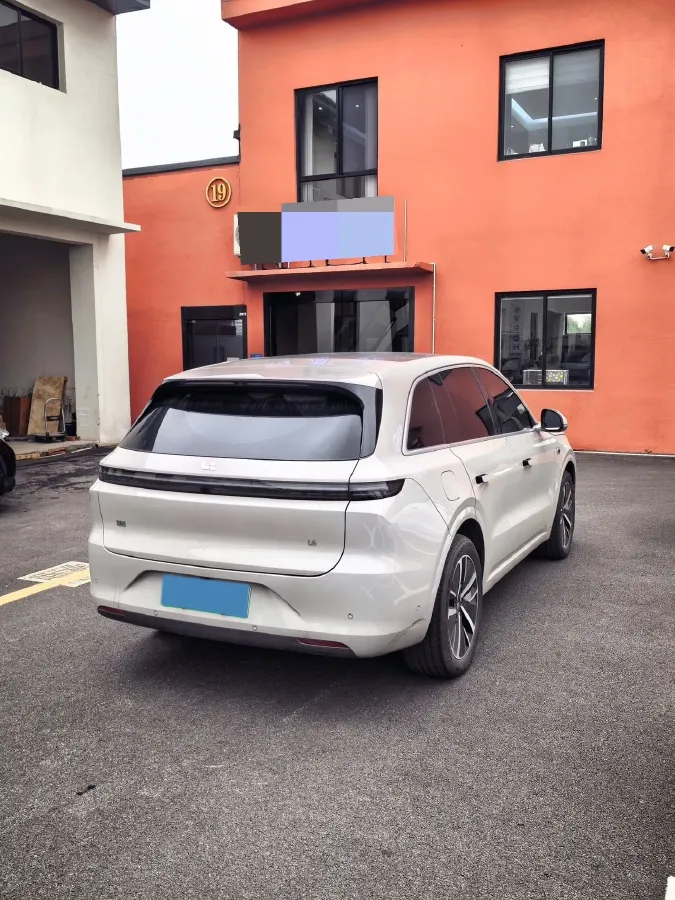 2024 Li L6 Range Extended 154HP L4 REEV 36.8KWH,autocango,china used car exporter,china ev exporter,chinese used car exporter,chinese used ev exporter