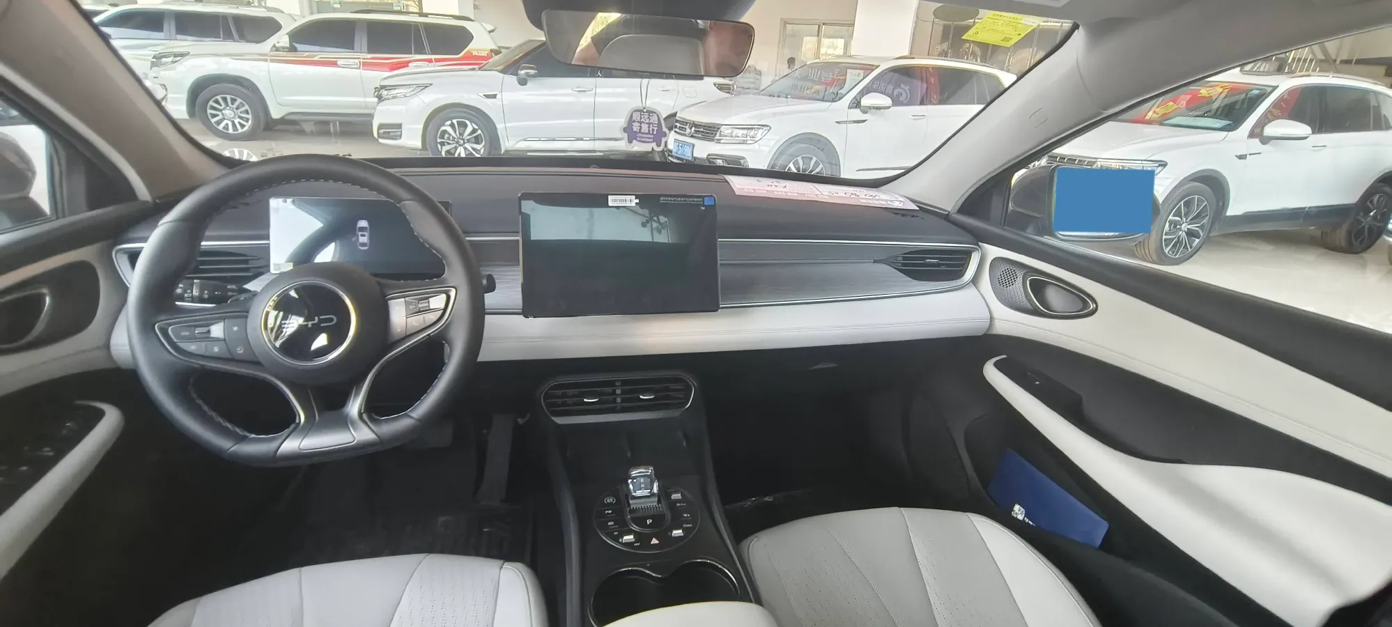 2025 BYD Seal05 DM-i 1.5L 101HP L4 E-CVT PHEV 7.68KWH,autocango,china used car exporter,china ev exporter,chinese used car exporter,chinese used ev exporter