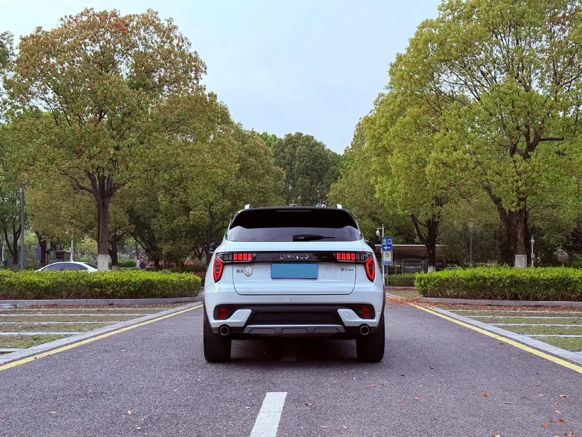 2017 Foton Sauvana 2.0T 218HP L4 6AT,autocango,china used car exporter,china ev exporter,chinese used car exporter,chinese used ev exporter