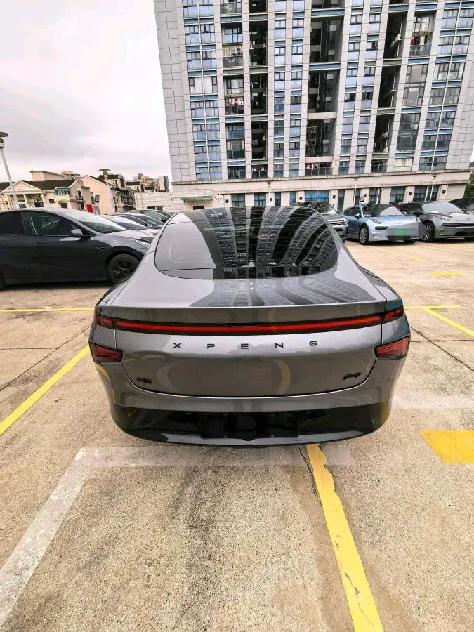 2022 Xpeng P7 BEV 83.1KWH,autocango,china used car exporter,china ev exporter,chinese used car exporter,chinese used ev exporter