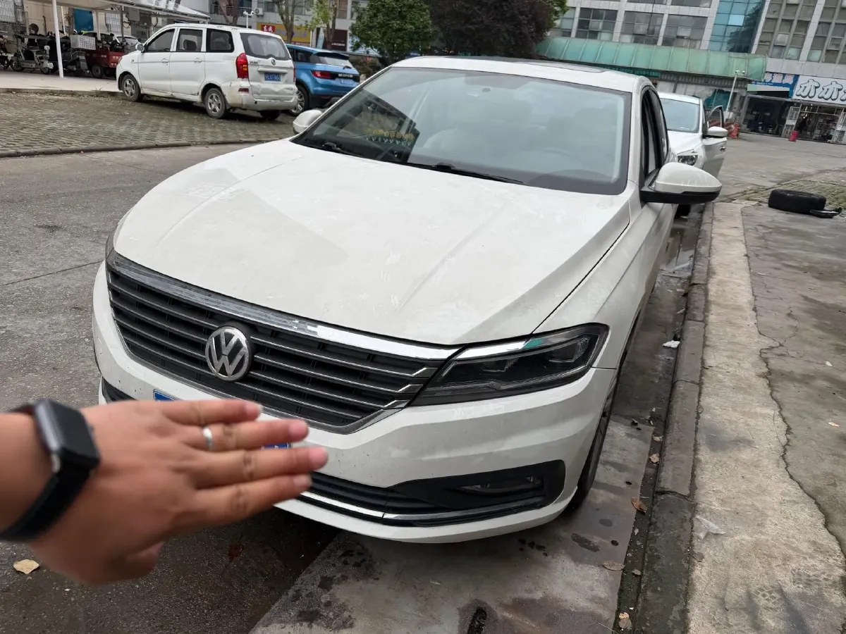 2018 Skoda Karoq 1.4T 150HP L4 7DCT,autocango,china used car exporter,china ev exporter,chinese used car exporter,chinese used ev exporter