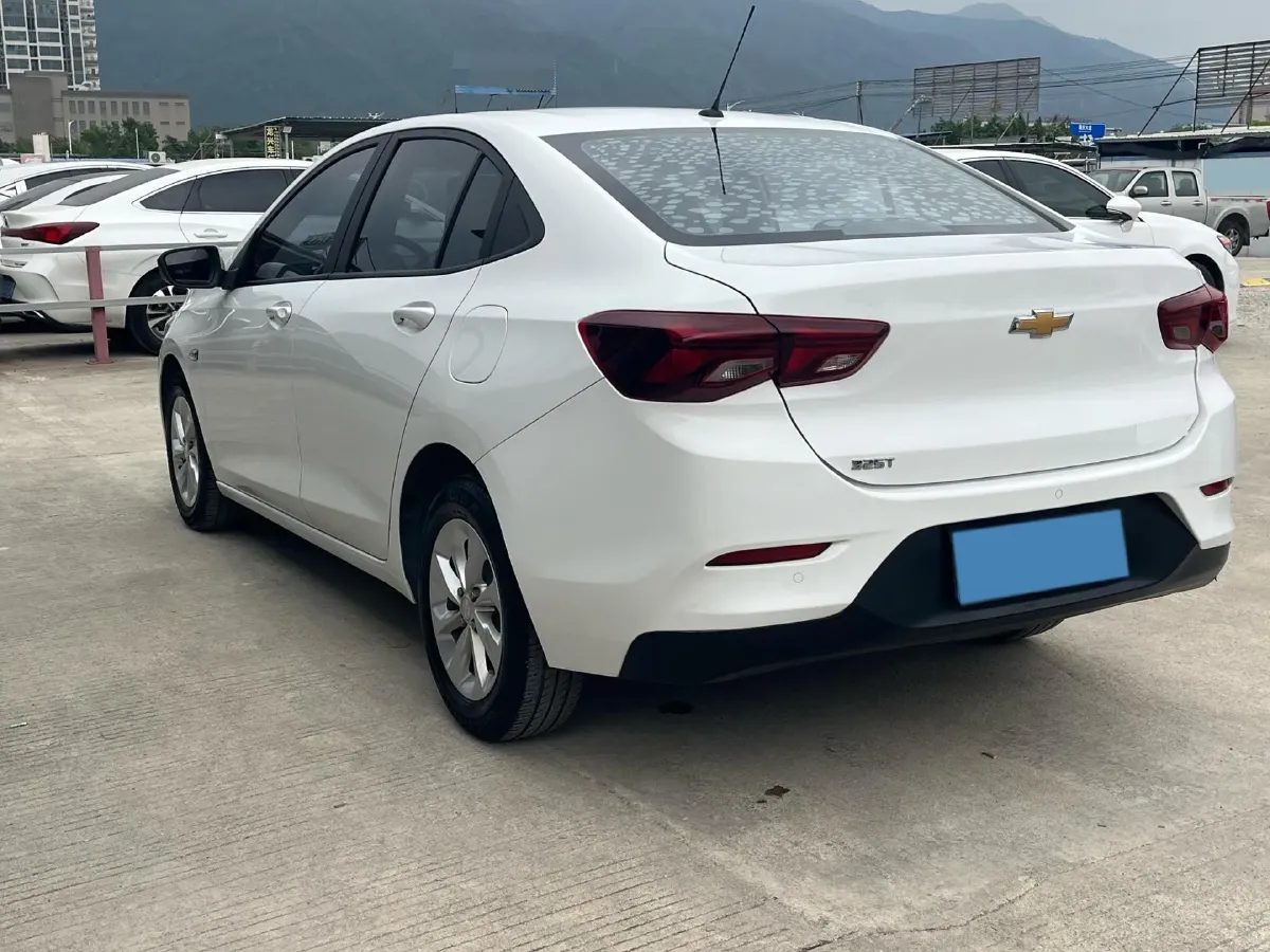 2021 Chevrolet Cavalier 1.0T 125HP L3 6AT,autocango,china used car exporter,china ev exporter,chinese used car exporter,chinese used ev exporter