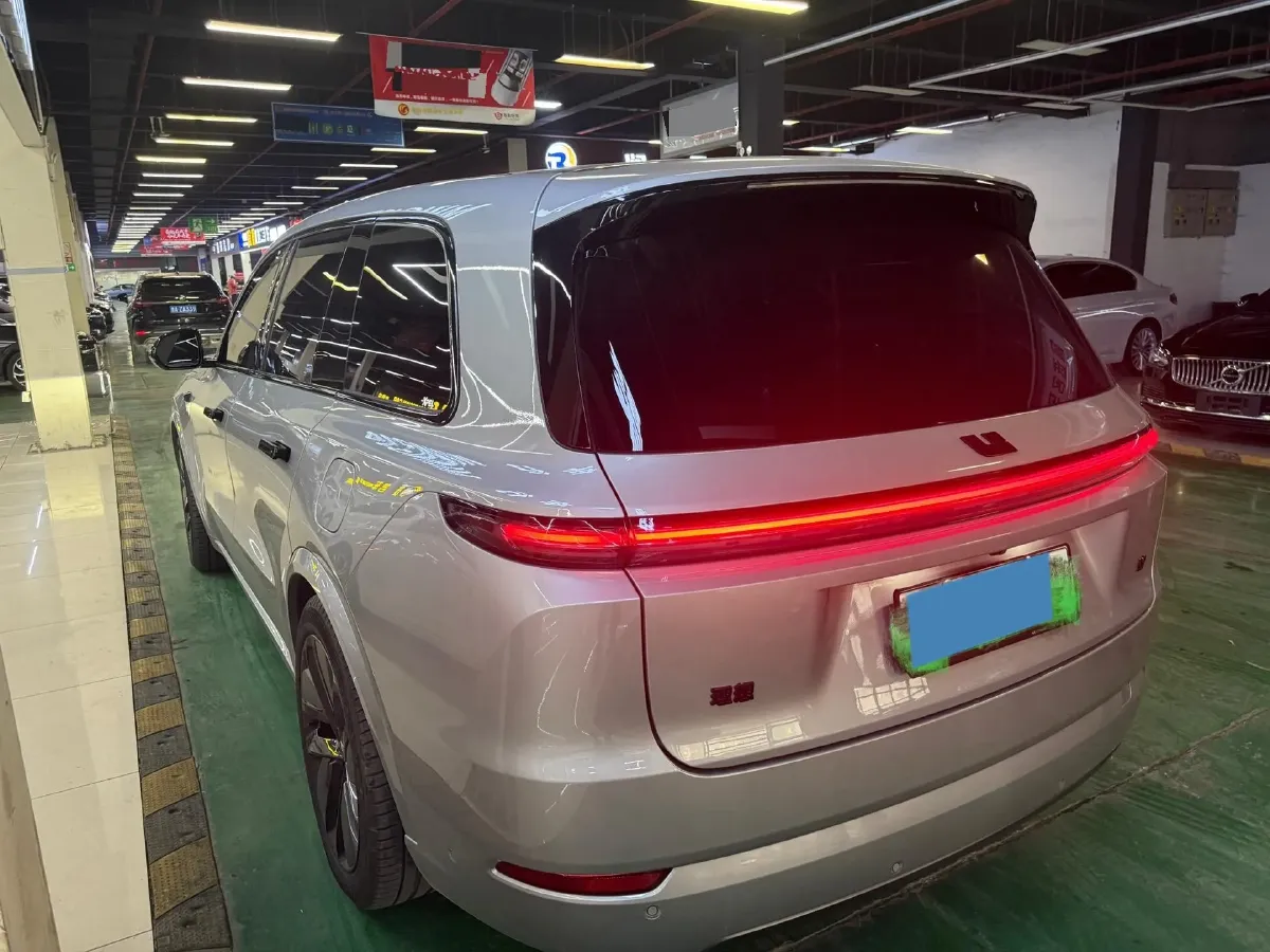 2022 Li L9 Range Extended 154HP REEV 42.6KWH,autocango,china used car exporter,china ev exporter,chinese used car exporter,chinese used ev exporter