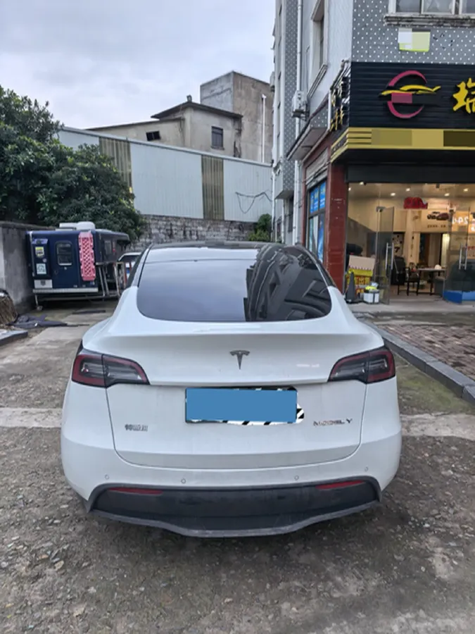 2022 Tesla Model Y BEV 60KWH,autocango,china used car exporter,china ev exporter,chinese used car exporter,chinese used ev exporter
