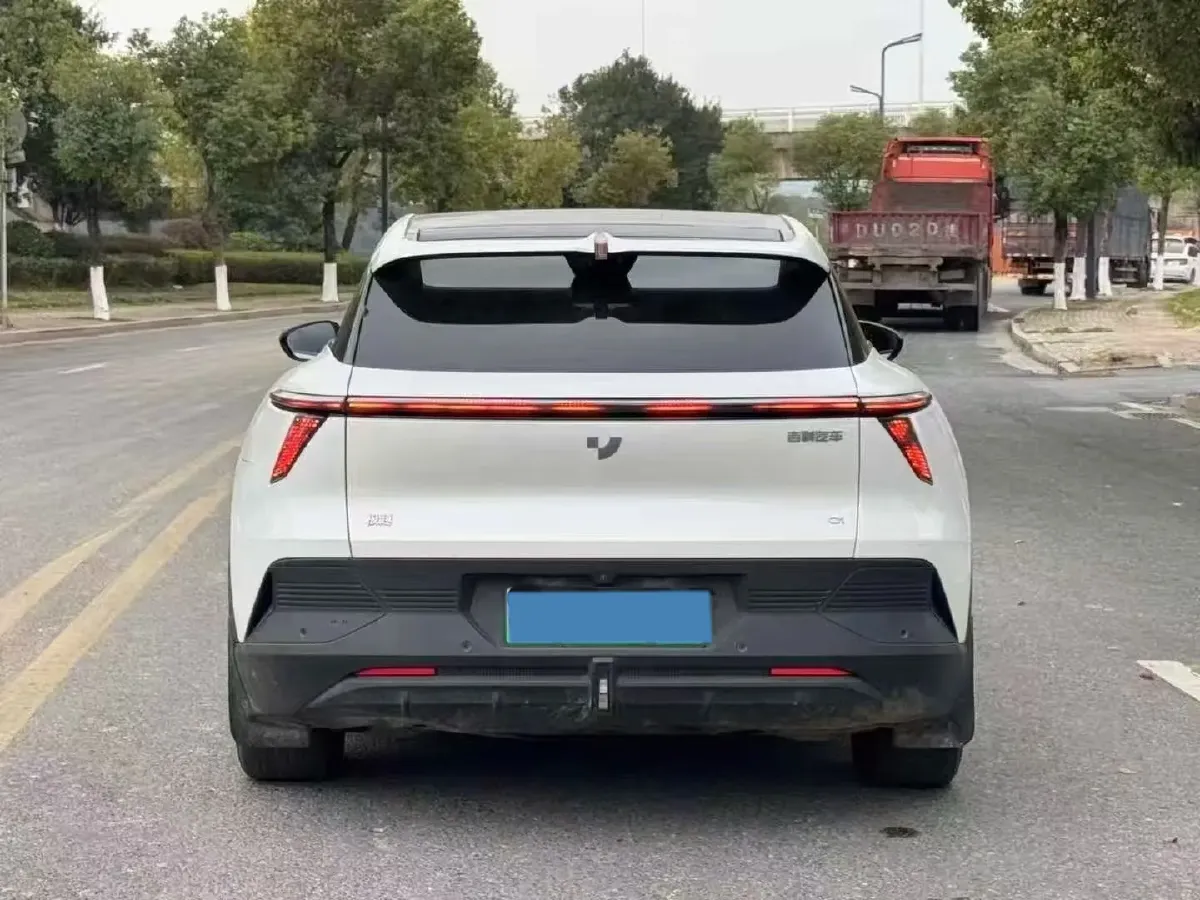 2023 Honda CR-V 2.0L 150HP L4 E-CVT PHEV 17.7KWH,autocango,china used car exporter,china ev exporter,chinese used car exporter,chinese used ev exporter